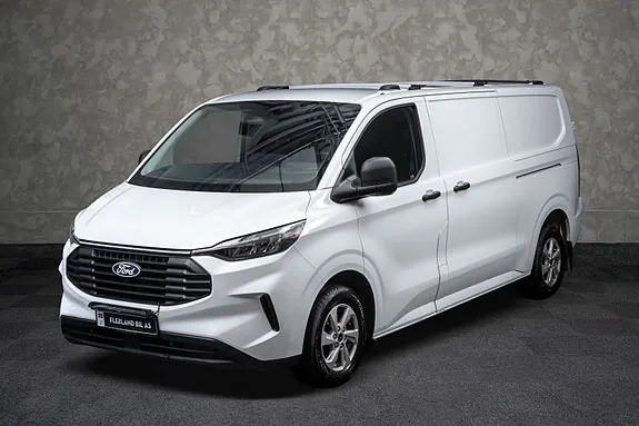 Ford Transit Custom 2024 photo 2