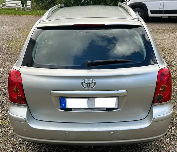 Toyota Avensis 2006 photo 5