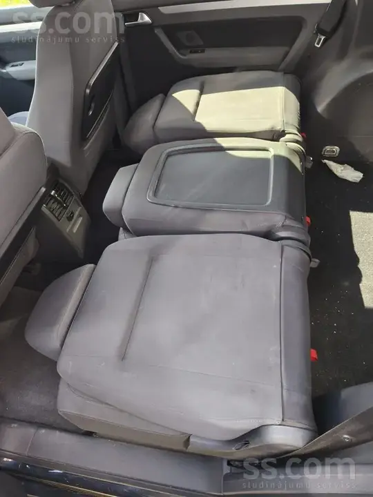 Volkswagen Touran 2008 photo 3