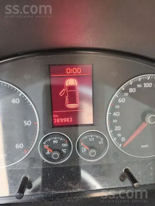 Volkswagen Touran 2008 photo 4
