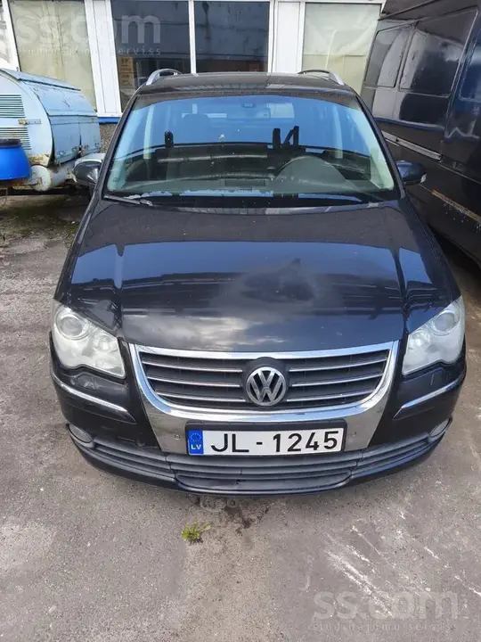Volkswagen Touran