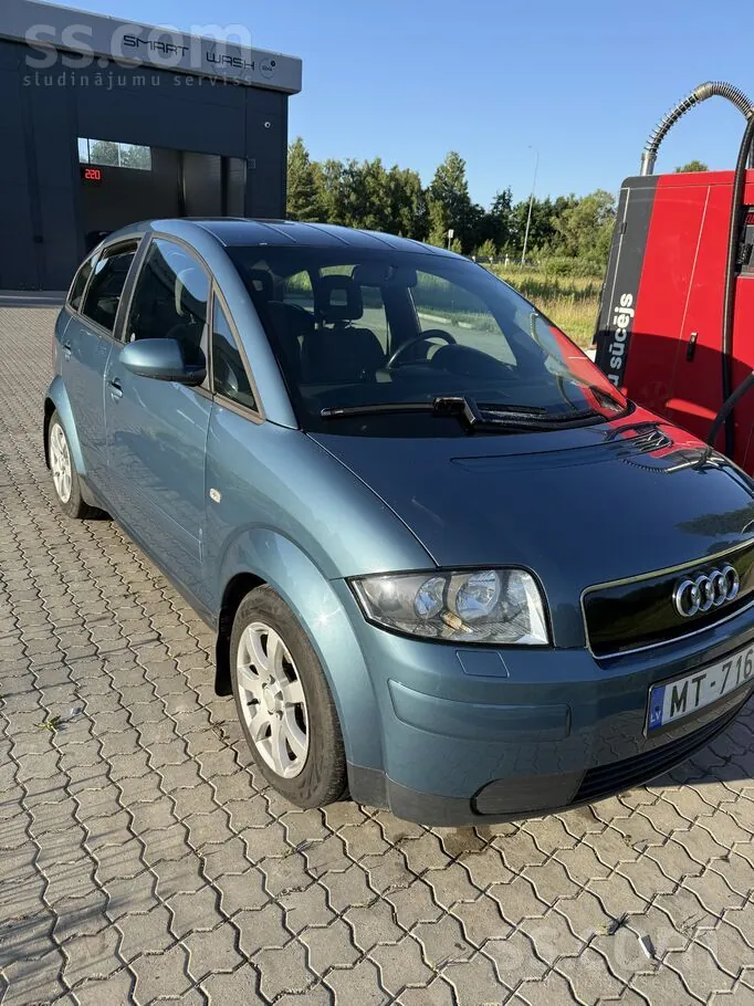 Audi A2