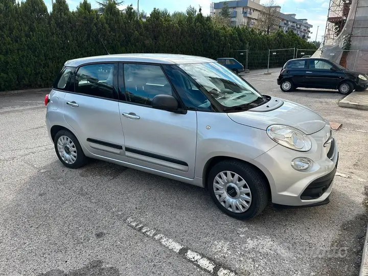 Fiat 500L 2019 photo 2