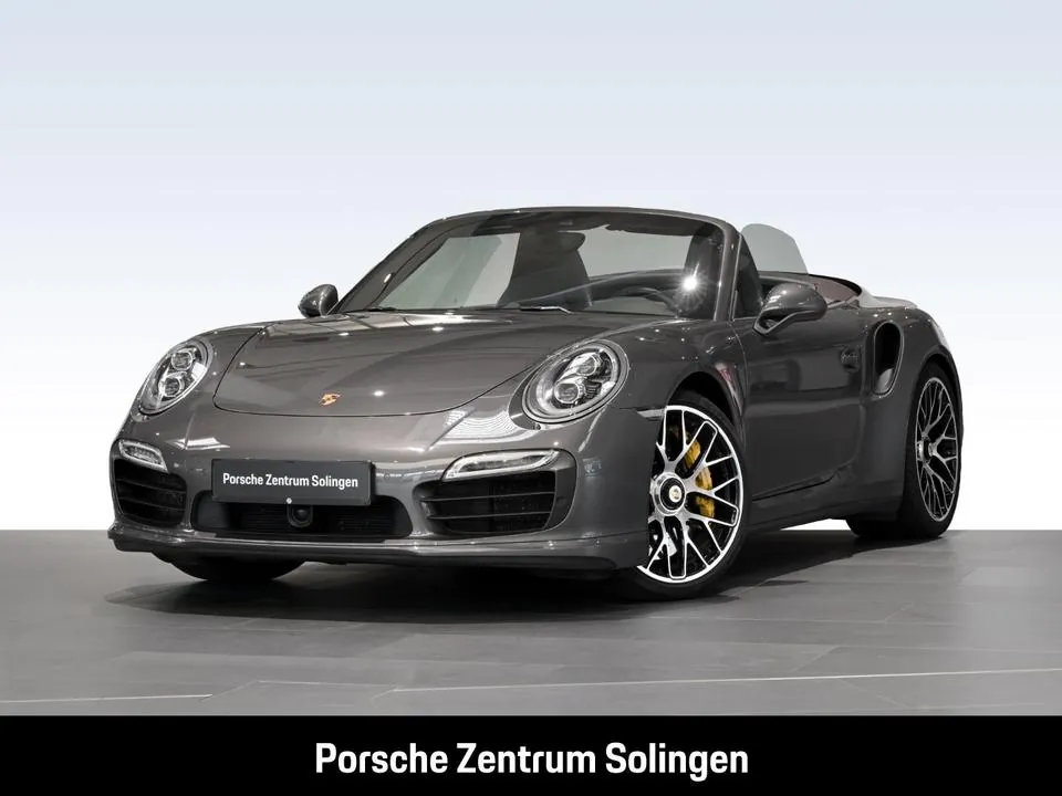 Porsche 911 Turbo S Cabriolet