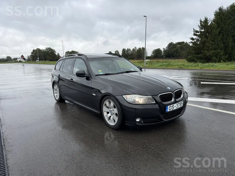 BMW 320D 2010 photo 4
