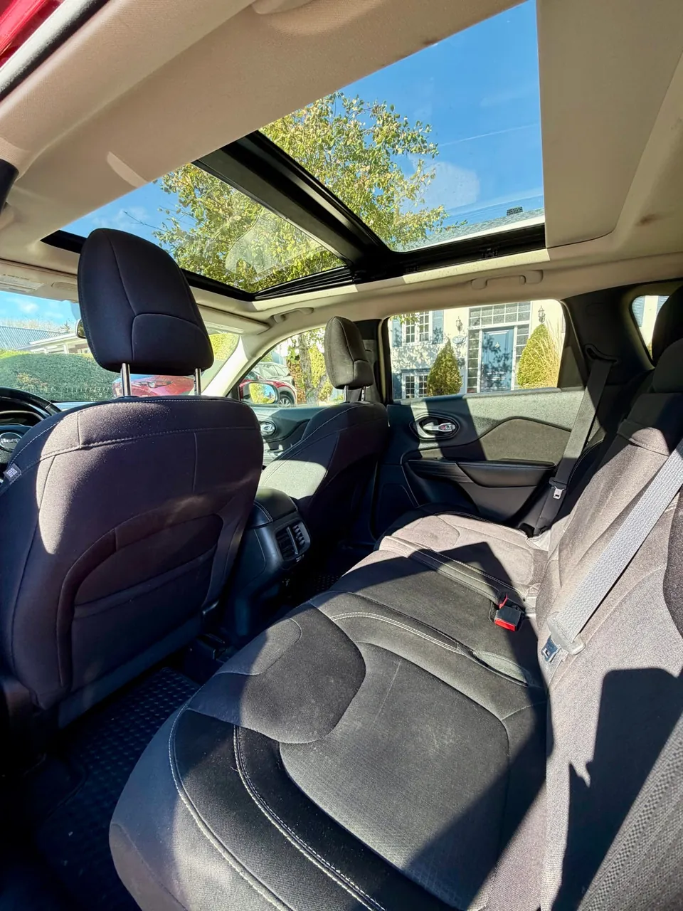 Jeep Cherokee 2015 photo 5