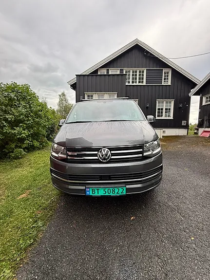 Volkswagen Transporter 2017 photo 2