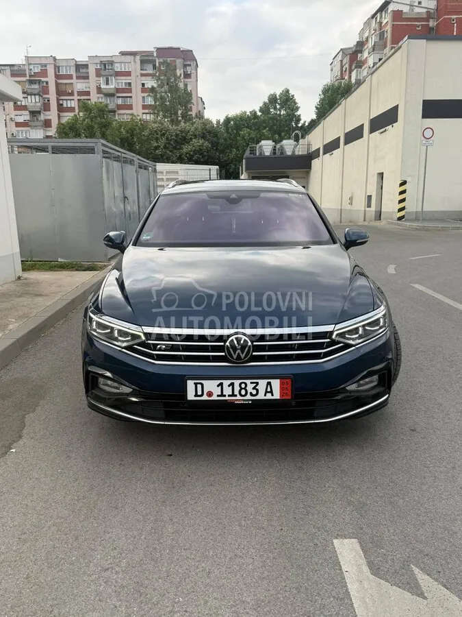 Volkswagen Passat 2022 photo 2