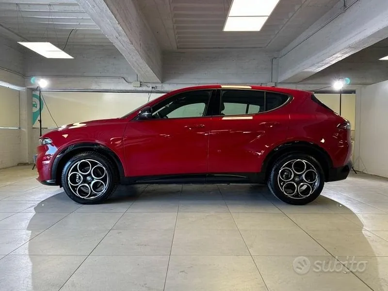 Alfa Romeo Tonale 2024 photo 2