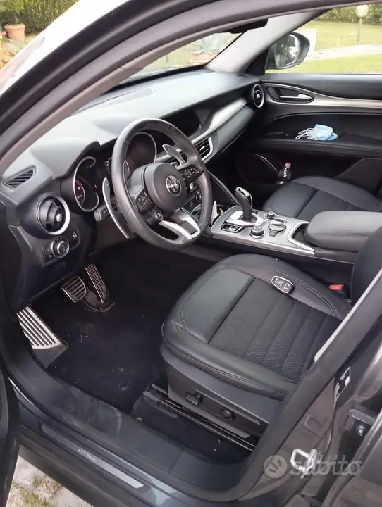 Alfa Romeo Stelvio 2022 photo 3