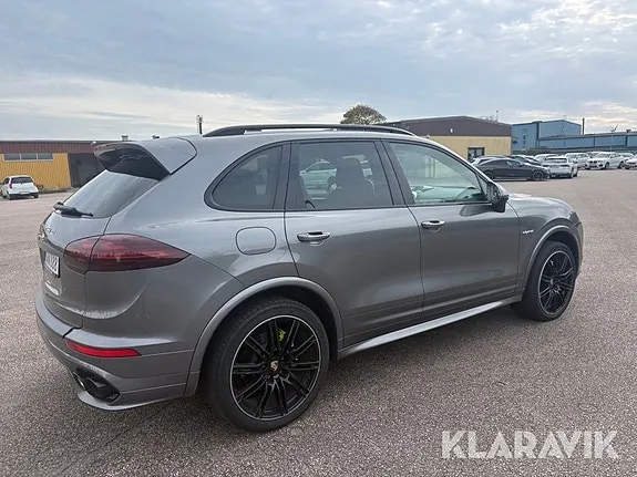 Porsche Cayenne S 2015 photo 3