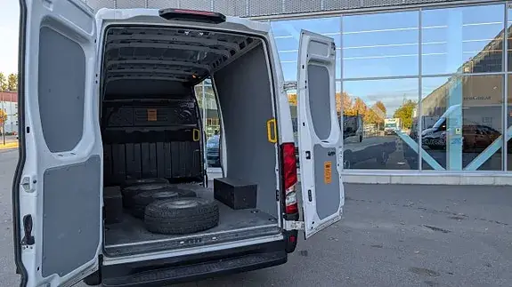 Iveco Daily 2024 photo 5