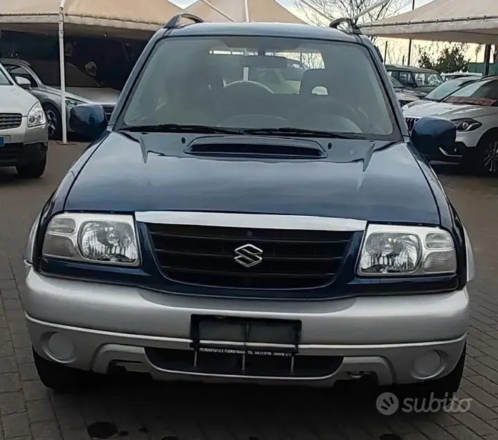 Suzuki Grand Vitara 2004 photo 2
