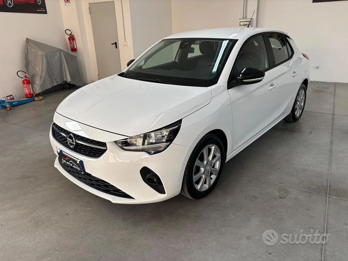Opel Corsa 2023 photo 2
