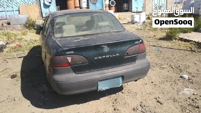 Toyota Corolla 2000 photo 2