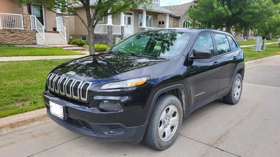 Jeep Cherokee 2015 photo 3
