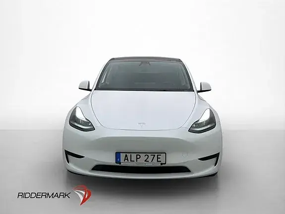 Tesla Model Y 2023 photo 2