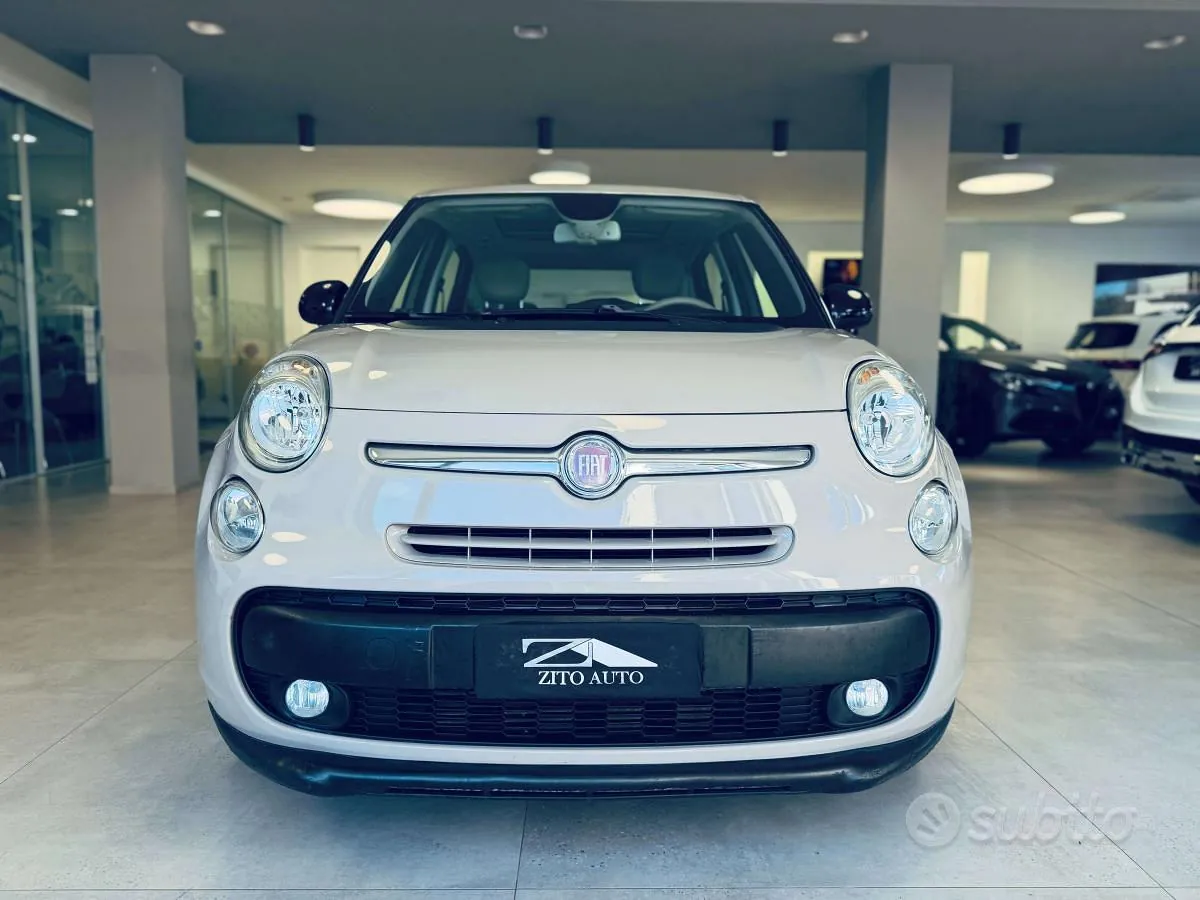Fiat 500L 2012 photo 2