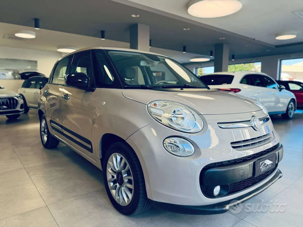 Fiat 500L 2012 photo 3
