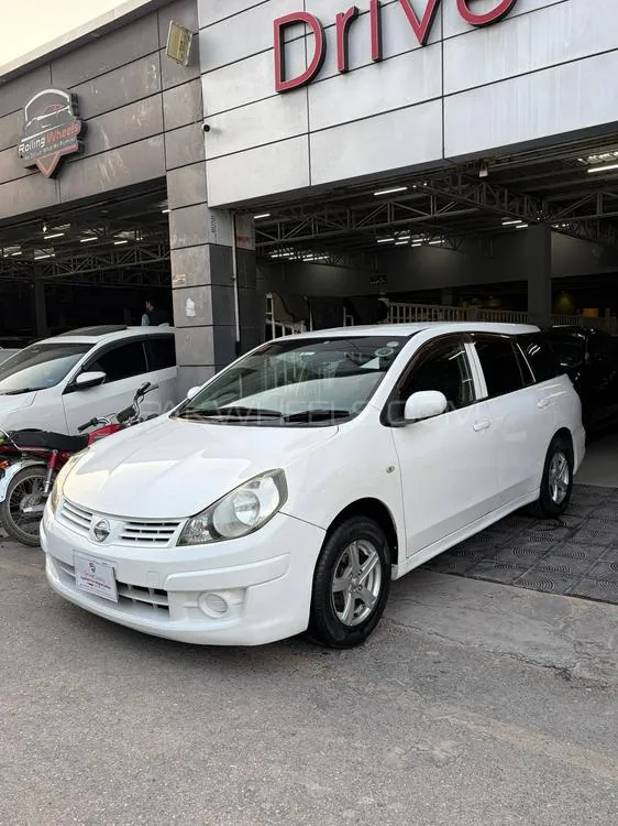 Nissan Ad Van