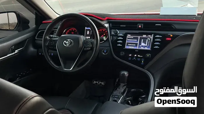 Toyota Camry 2020 photo 3