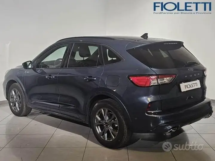 Ford Kuga 2023 photo 2