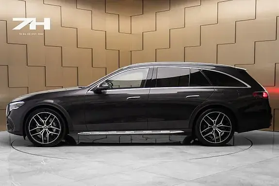 Mercedes-Benz E300 De 2024 photo 2