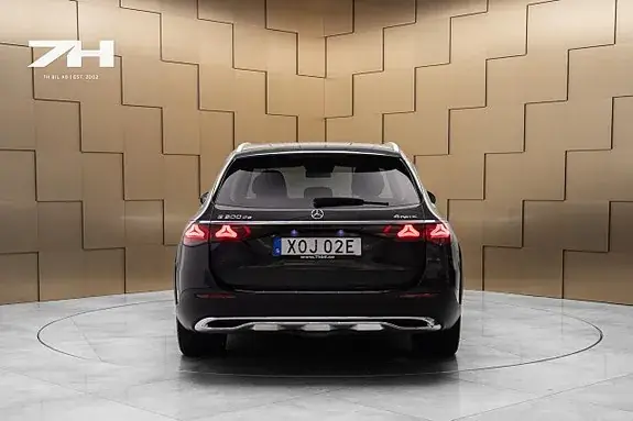 Mercedes-Benz E300 De 2024 photo 4