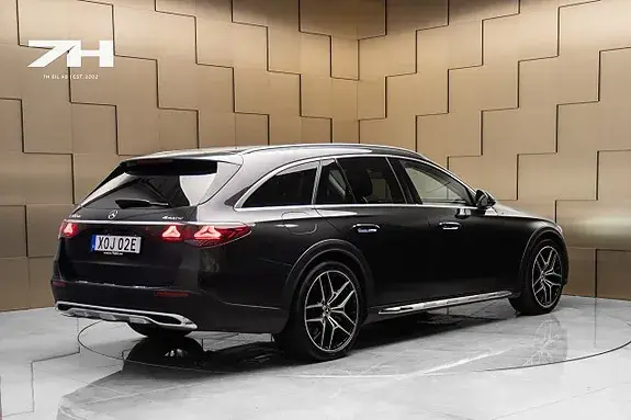 Mercedes-Benz E300 De 2024 photo 5