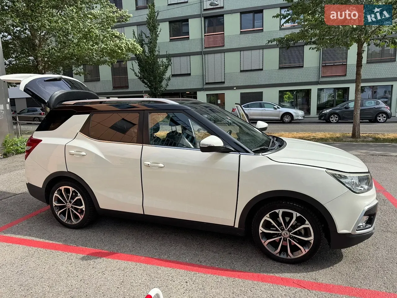 KG Mobility Tivoli 2016 photo 3
