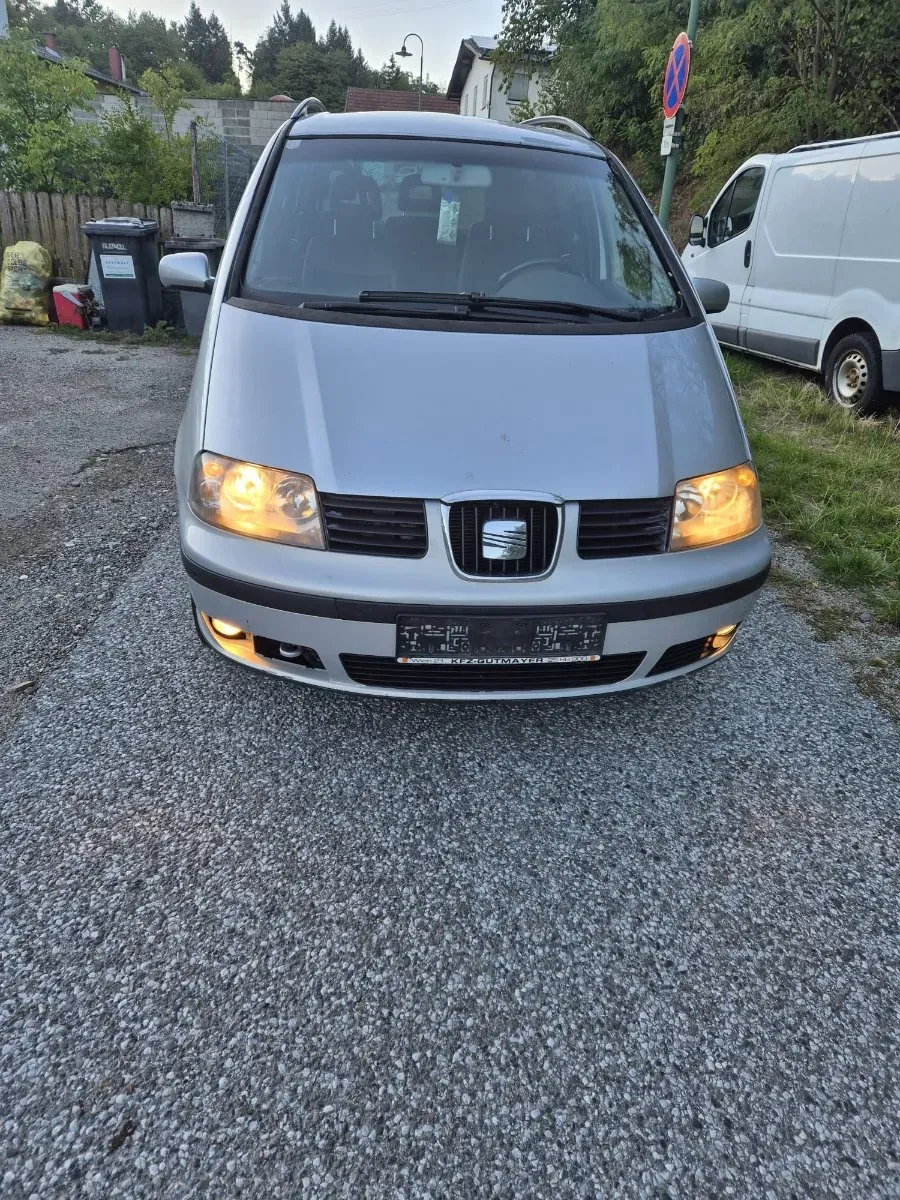 Seat Alhambra 2006 photo 2