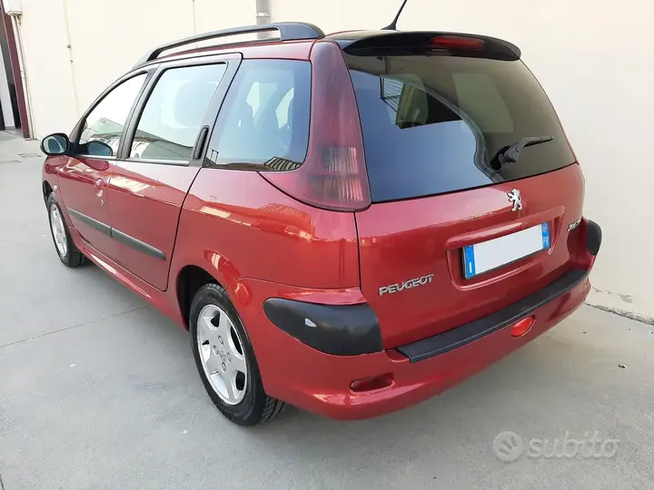 Peugeot 206 2005 photo 3