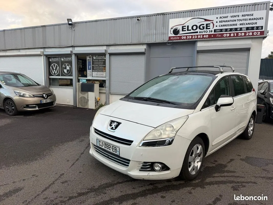Peugeot 5008