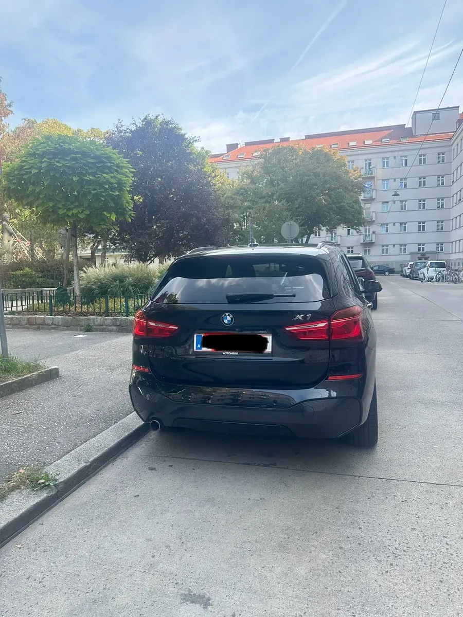 BMW X1 2017 photo 2