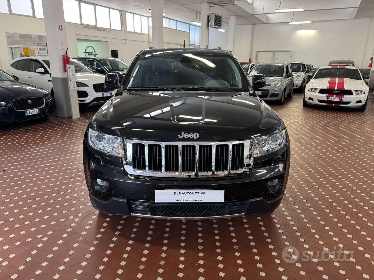 Jeep Grand Cherokee 2012 photo 2