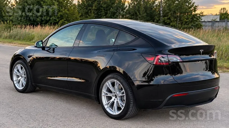 Tesla Model Y 2022 photo 4
