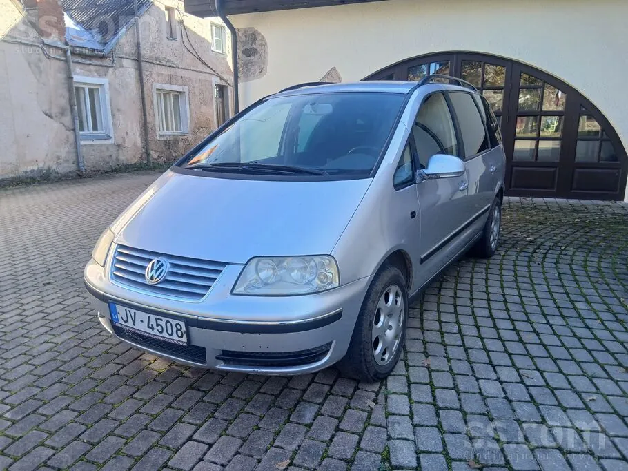 Volkswagen Sharan 2004 photo 3