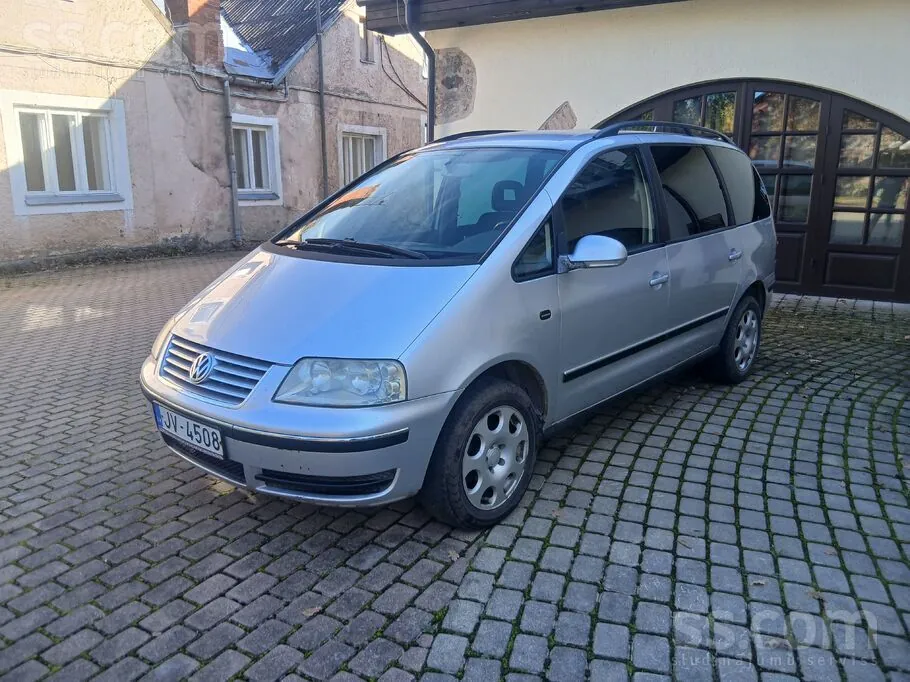 Volkswagen Sharan 2004 photo 2