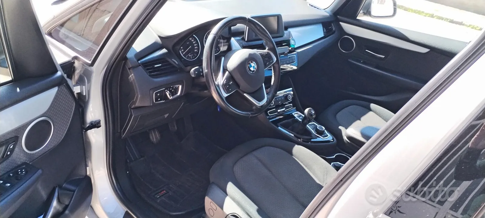 BMW 216D 2016 photo 3