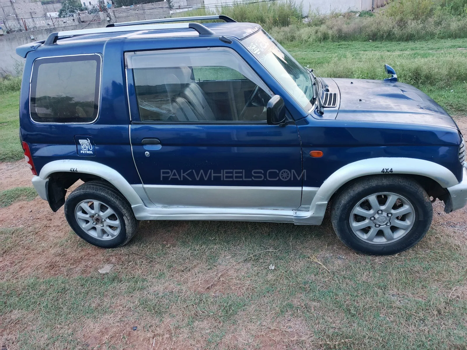Mitsubishi Pajero Mini