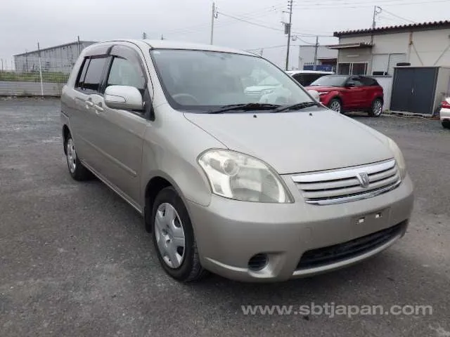 Toyota Raum