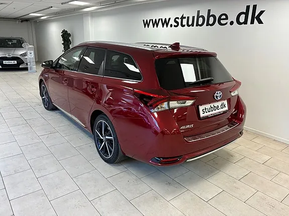 Toyota Auris 2018 photo 4