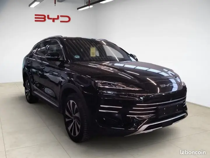 BYD Seal U 2025 photo 2