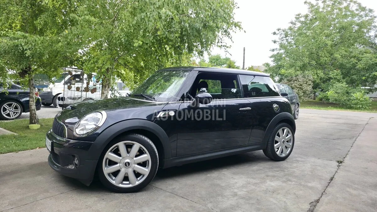 Mini Cooper S 2009 photo 2
