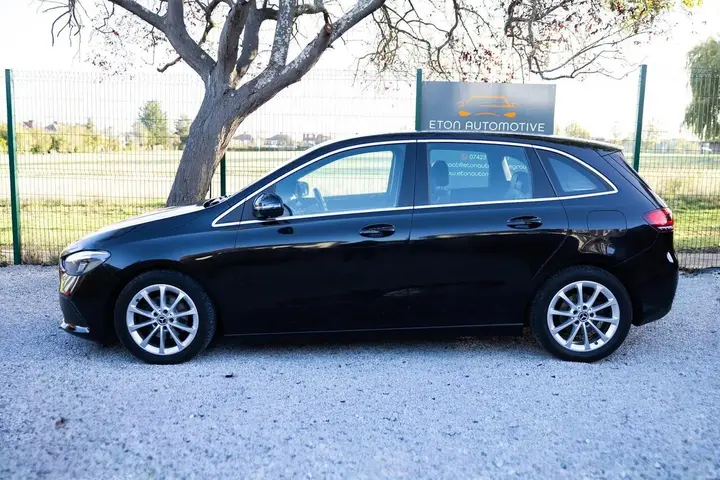 Mercedes-Benz B180 2019 photo 4
