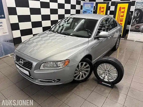 Volvo S80