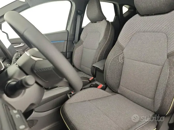 Renault Captur 2026 photo 4