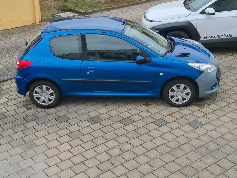Peugeot 206