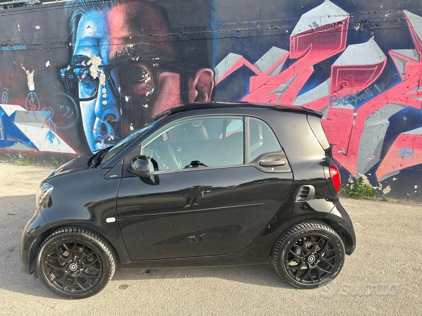 Smart Fortwo 2019 photo 2