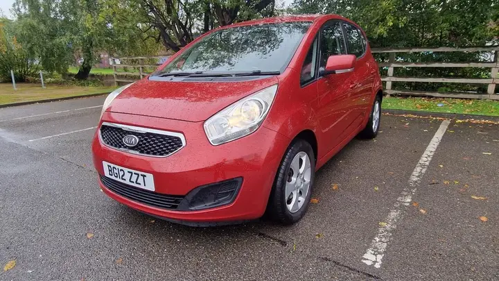 Kia Venga 2012 photo 5